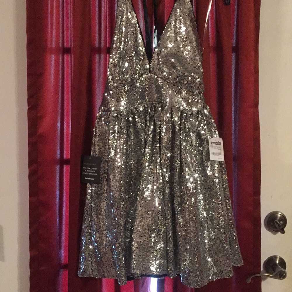 Cocktail Dress. Great for homecoming or prom